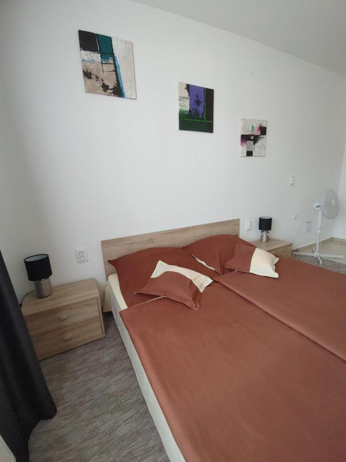 Fiesta Apartman Hotel Miskolc Ngoại thất bức ảnh