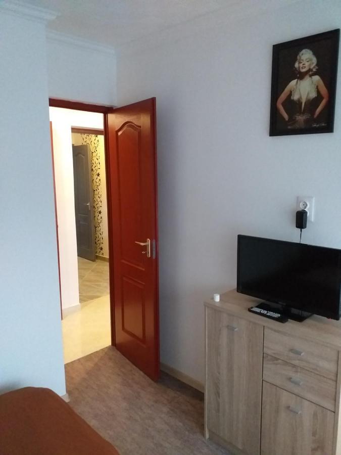 Fiesta Apartman Miskolc Ngoại thất bức ảnh