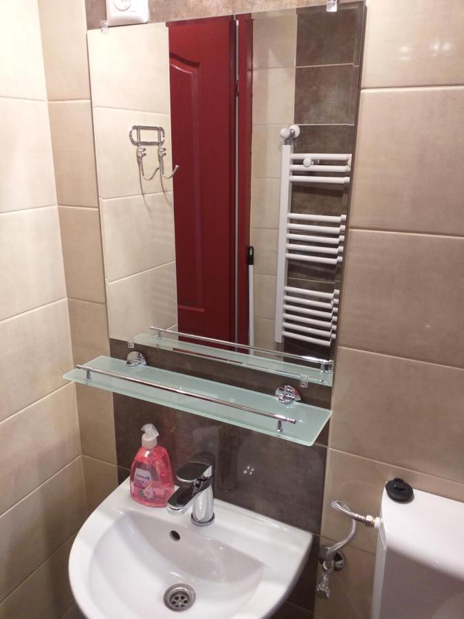 Fiesta Apartman Miskolc Ngoại thất bức ảnh